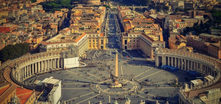 trip.am - St. Peter's Square, Rome, Italy