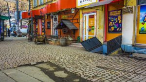 trip.am - odessa street paving stone